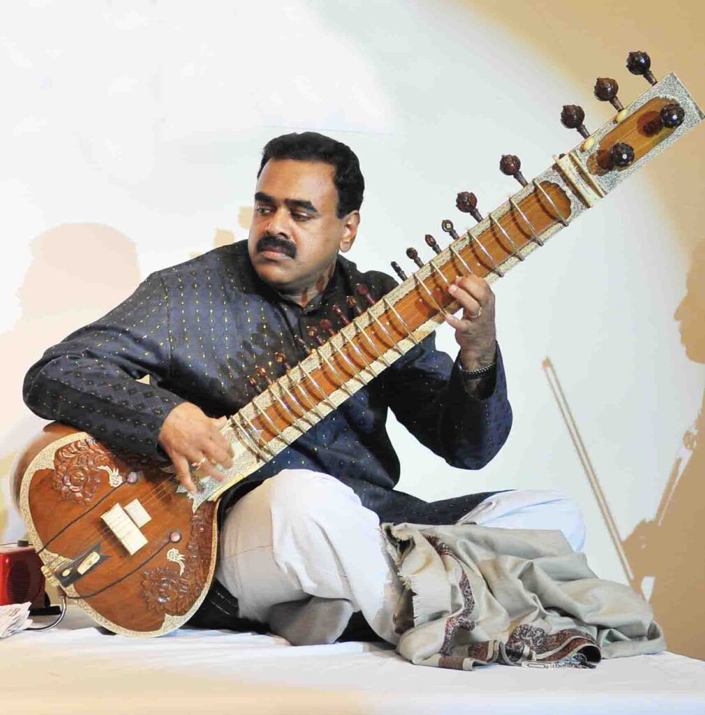 understanding the sitar anatomy and strings